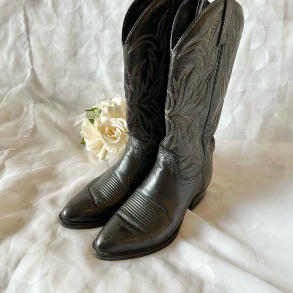 J. Chisholm Other - J. Chisholm VINTAGE Mens 8.5 D Black Western Cowboy Boots handcrafted in USA